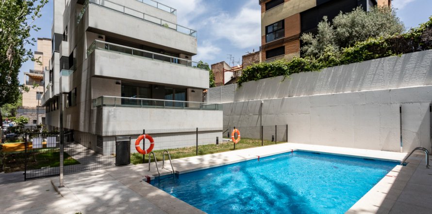 Duplex Madrid, Spagna 3 camere da letto, 197 mq. N° 120060