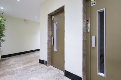 Продажа квартиры в Мадрид, Испания 4 спальни, 141м2 №120063 - фото 28