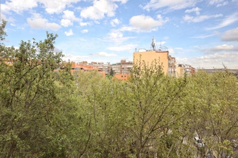 Продажа квартиры в Мадрид, Испания 4 спальни, 141м2 №120063 - фото 11