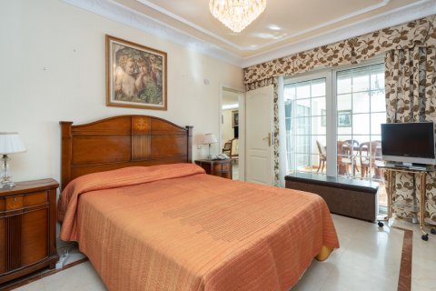 Huvila myytävänä Madrid, Espanja, 5 makuuhuonetta, 290 m2 No. 120406 - kuva 18