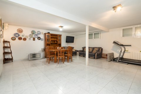 Huvila myytävänä Madrid, Espanja, 5 makuuhuonetta, 290 m2 No. 120406 - kuva 13