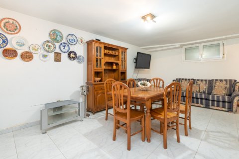 Huvila myytävänä Madrid, Espanja, 5 makuuhuonetta, 290 m2 No. 120406 - kuva 14
