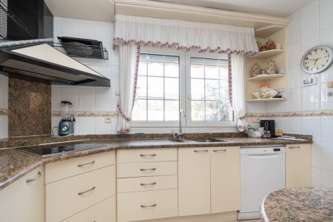 Huvila myytävänä Madrid, Espanja, 5 makuuhuonetta, 290 m2 No. 120406 - kuva 11