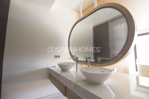 Apartamento en venta Fuengirola, Málaga, España 2 dormitorios, 88 m2 No. 131228 - foto 18