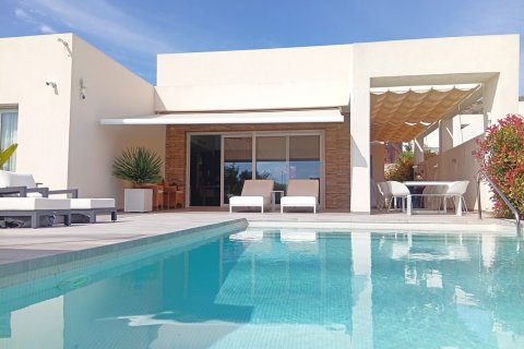 Villa for sale Algorfa, Alicante, Spain 2 bedrooms, 132 sq.m. No. 125735 - photo 1