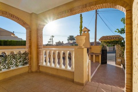 Casa adosada en venta La Florida, Alicante, España 5 dormitorios, 161 m2 No. 125736 - foto 8