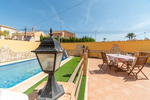 Casa adosada en venta La Florida, Alicante, España 5 dormitorios, 161 m2 No. 125736 - foto 6