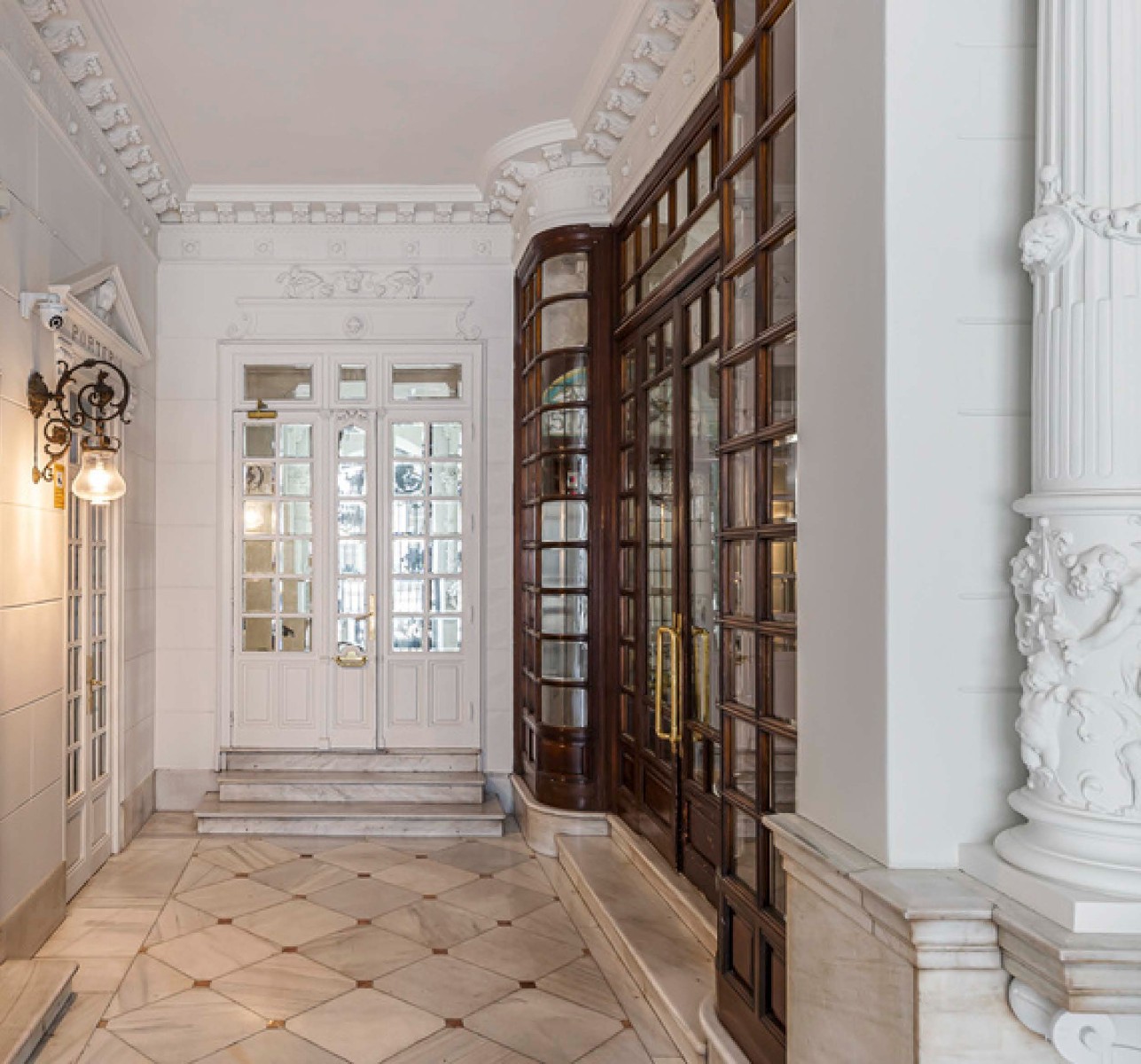 Huoneisto Madrid, Espanja 4 makuuhuonetta, 357 m2 No. 122749