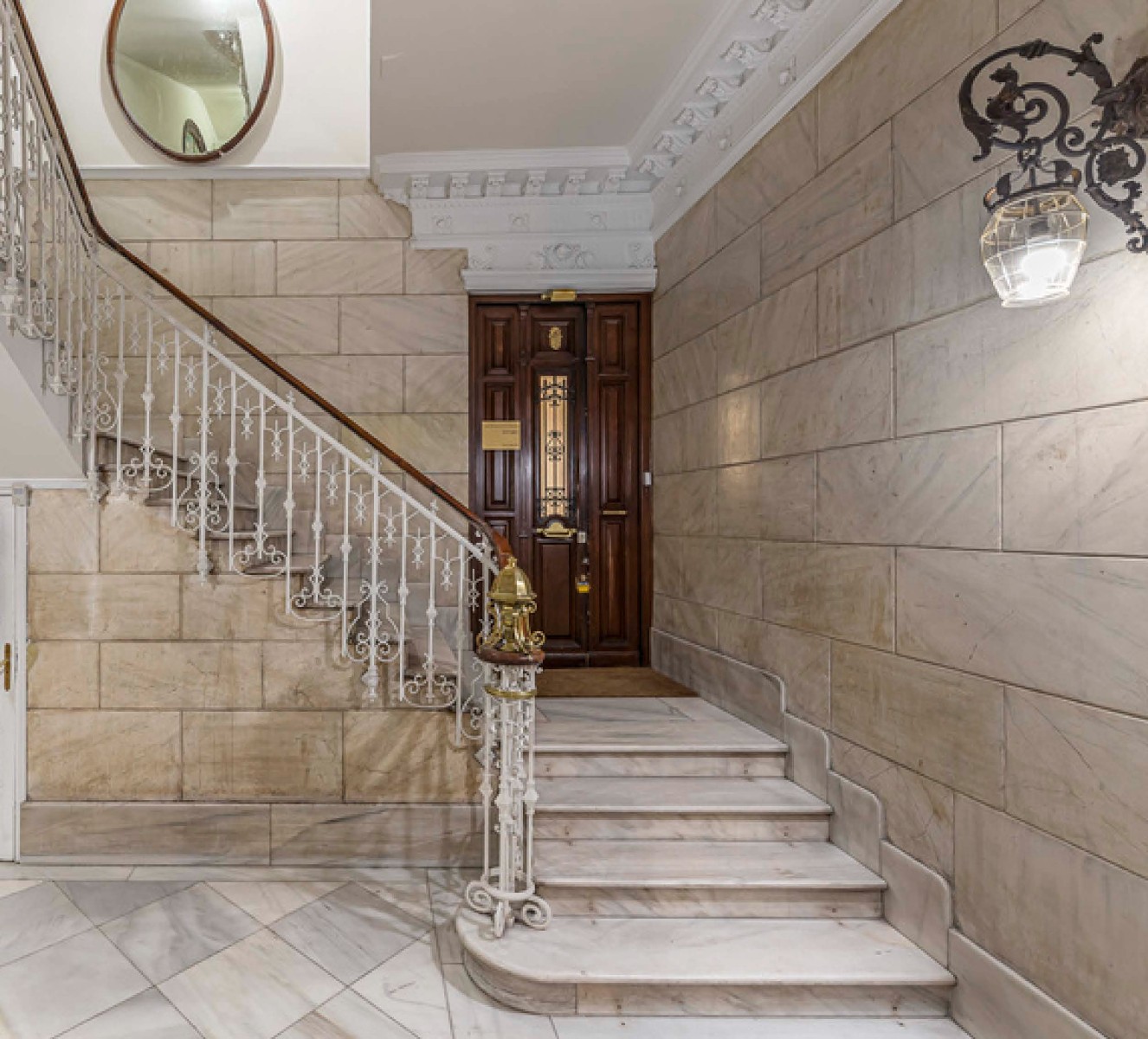 Huoneisto Madrid, Espanja 4 makuuhuonetta, 357 m2 No. 122749