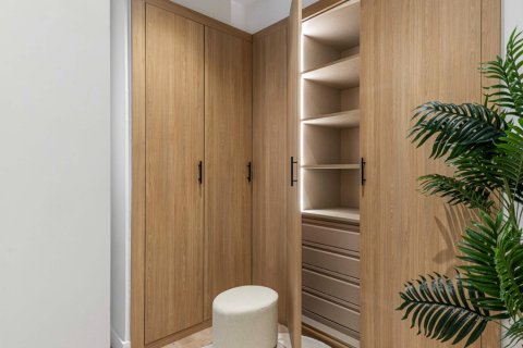 Продажа квартиры в Мадрид, Испания 3 спальни, 176м2 №122747 - фото 23