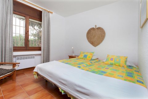 House à vendre Tamariu, Girona, Espagne, 3 chambres, 250 m2 No. 120282 - photo 5
