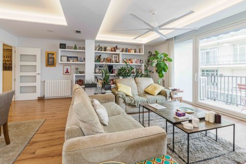 Продажа квартиры Севилья, Испания 3 спальни, 241м2 №120419 - фото 5