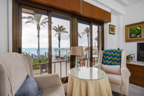 Apartment for sale Torrevieja, Alicante, Spain 4 bedrooms, 130 sq.m. No. 122726 - photo 3