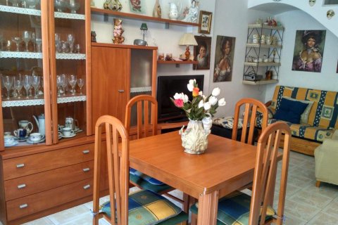 Townhouse for sale Torrevieja, Alicante, Spain 2 bedrooms, 100 sq.m. No. 131702 - photo 5