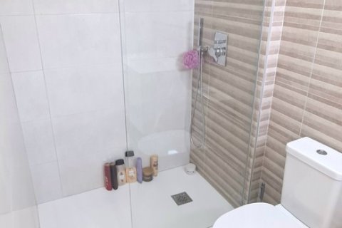 Appartamento in vendita Alicante, Spagna 2 camere da letto, 83 mq. N° 131699 - foto 16