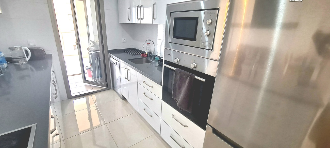 Wohnung in Alicante, Spanien 2 Schlafzimmer, 83 m2 Nr. 131699