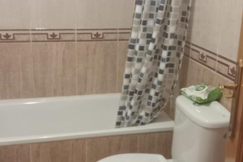 Wohnung zum Verkauf Torrevieja, Alicante, Spanien 2 Schlafzimmer, 70 m2 Nr. 128886 - Foto 2