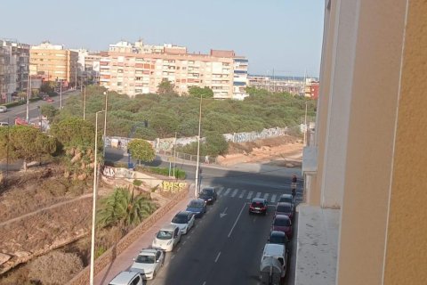 Wohnung zum Verkauf Torrevieja, Alicante, Spanien 2 Schlafzimmer, 70 m2 Nr. 128886 - Foto 3