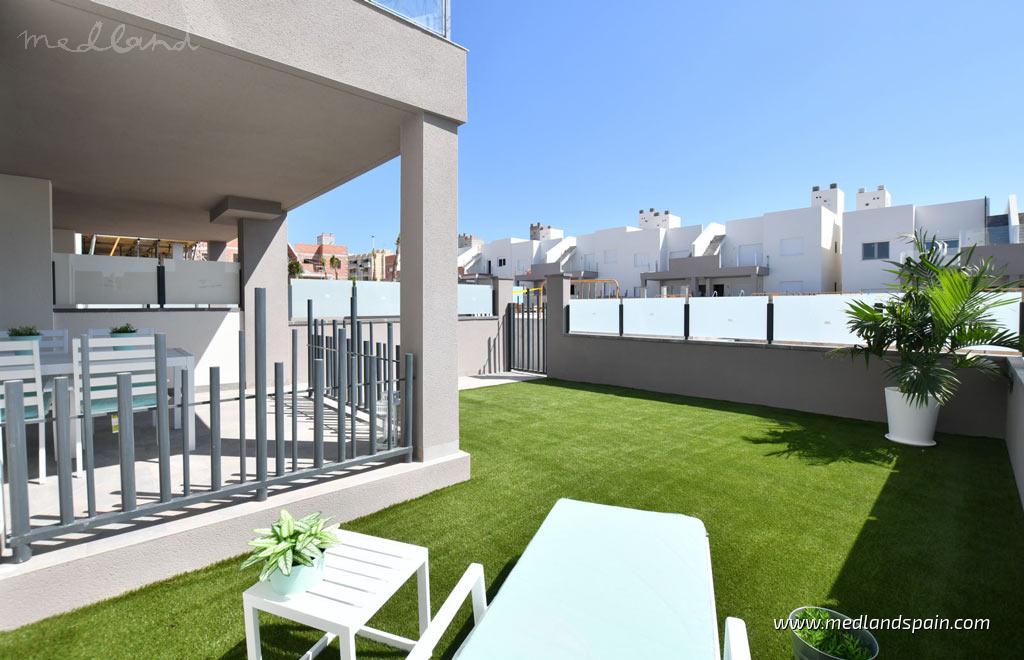 Apartment à San Miguel de Salinas, Alicante, Espagne 3 chambres, 75 m2 No. 130489