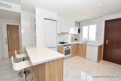Apartamento en venta San Miguel de Salinas, Alicante, España 3 dormitorios, 75 m2 No. 130489 - foto 4