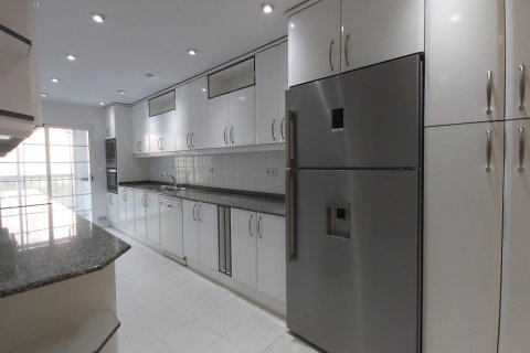 Apartament Alcobendas, Madrid, Hiszpania 5 sypialni, 300 mkw. nr 120554 – zdjęcie 12