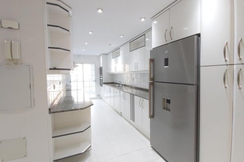 Apartament Alcobendas, Madrid, Hiszpania 5 sypialni, 300 mkw. nr 120554 – zdjęcie 8