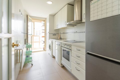 Продажа квартиры в Мадрид, Испания 3 спальни, 109м2 №120558 - фото 11