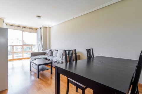 Продажа квартиры в Мадрид, Испания 3 спальни, 109м2 №120558 - фото 2