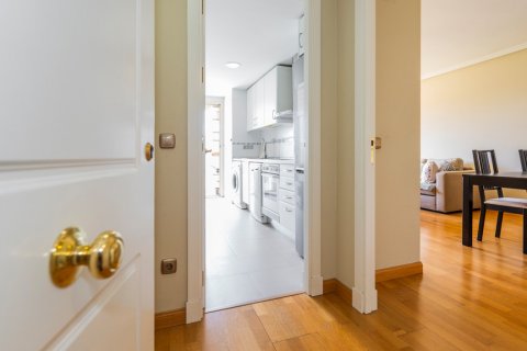 Продажа квартиры в Мадрид, Испания 3 спальни, 109м2 №120558 - фото 1