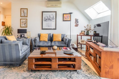 Продажа квартиры в Алкобендас, Мадрид, Испания 2 спальни, 66м2 №120555 - фото 21