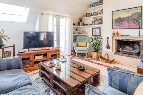 Продажа квартиры в Алкобендас, Мадрид, Испания 2 спальни, 66м2 №120555 - фото 29