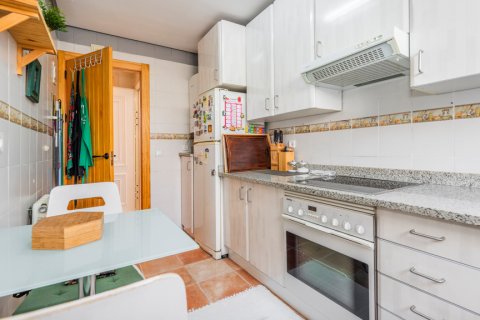 Продажа квартиры в Алкобендас, Мадрид, Испания 2 спальни, 66м2 №120555 - фото 27