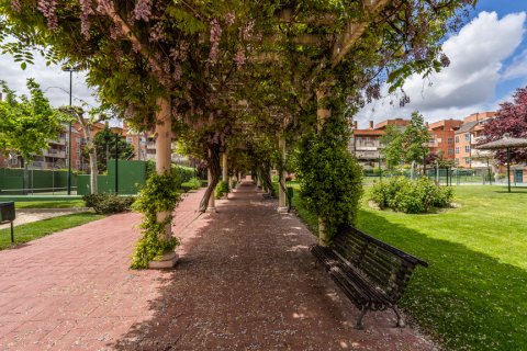 Apartamento en venta Pozuelo de Alarcón, Madrid, España 2 dormitorios, 192 m2 No. 120556 - foto 3