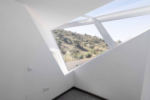 Villa for sale Malaga, Spain 4 bedrooms, 559 sq.m. No. 121621 - photo 28