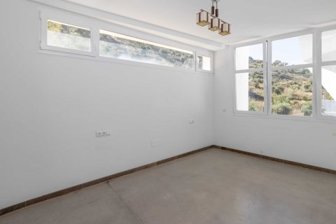 Villa for sale Malaga, Spain 4 bedrooms, 559 sq.m. No. 121621 - photo 24