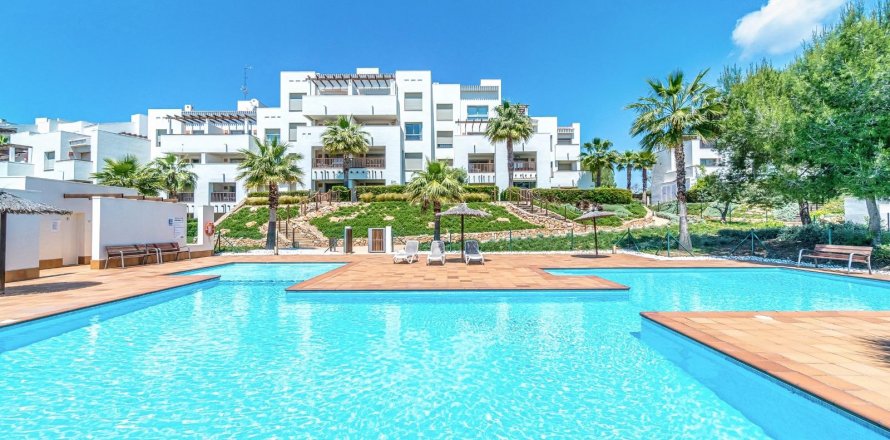 Apartamento Pinar De Campoverde, Alicante, España 3 dormitorios, 191 m2 No. 131849
