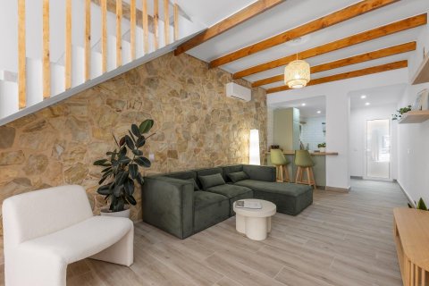 Townhouse zum Verkauf in Torrevieja, Alicante, Spanien 3 Schlafzimmer,  Nr. 131848 - Foto 1