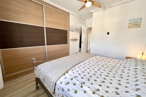 Villa in vendita Alicante, Spagna 2 camere da letto, 111 mq. N° 131847 - foto 14