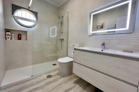 Villa in vendita Alicante, Spagna 2 camere da letto, 111 mq. N° 131847 - foto 17