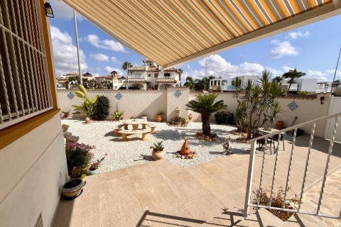 Villa in vendita Alicante, Spagna 2 camere da letto, 111 mq. N° 131847 - foto 28
