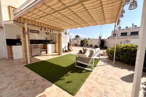 Villa in vendita Alicante, Spagna 2 camere da letto, 111 mq. N° 131847 - foto 23