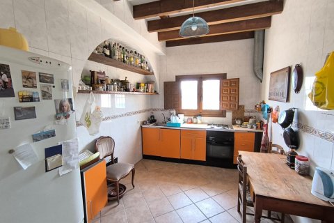 Villa for sale Novelda, Alicante, Spain 8 bedrooms, 414 sq.m. No. 131846 - photo 10
