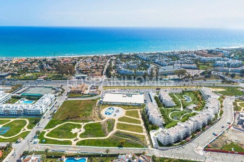 Huoneisto myytävänä Estepona, Malaga, Espanja, 3 makuuhuonetta, 100 m2 No. 131291 - kuva 5