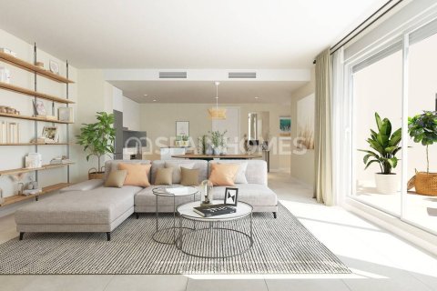 Huoneisto myytävänä Estepona, Malaga, Espanja, 3 makuuhuonetta, 100 m2 No. 131291 - kuva 12