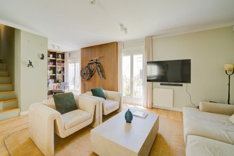 Продажа дуплекса Мадрид, Испания 2 спальни, 138м2 №129873 - фото 7