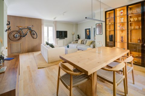 Продажа дуплекса Мадрид, Испания 2 спальни, 138м2 №129873 - фото 1