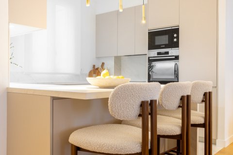 Apartment for sale Madrid, Spain 3 bedrooms, 182 sq.m. No. 128849 - photo 22