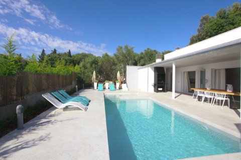 Villa for rent Sa Pobla, Mallorca, Spain 3 bedrooms, 236 sq.m. No. 131059 - photo 1