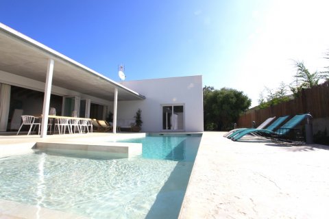 Villa for rent Sa Pobla, Mallorca, Spain 3 bedrooms, 236 sq.m. No. 131059 - photo 4