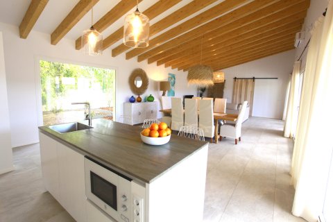 Villa for rent Sa Pobla, Mallorca, Spain 3 bedrooms, 236 sq.m. No. 131059 - photo 11